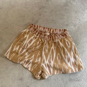 Aerie NWOT Taupe &White Cotton Shorts Elastic Waist